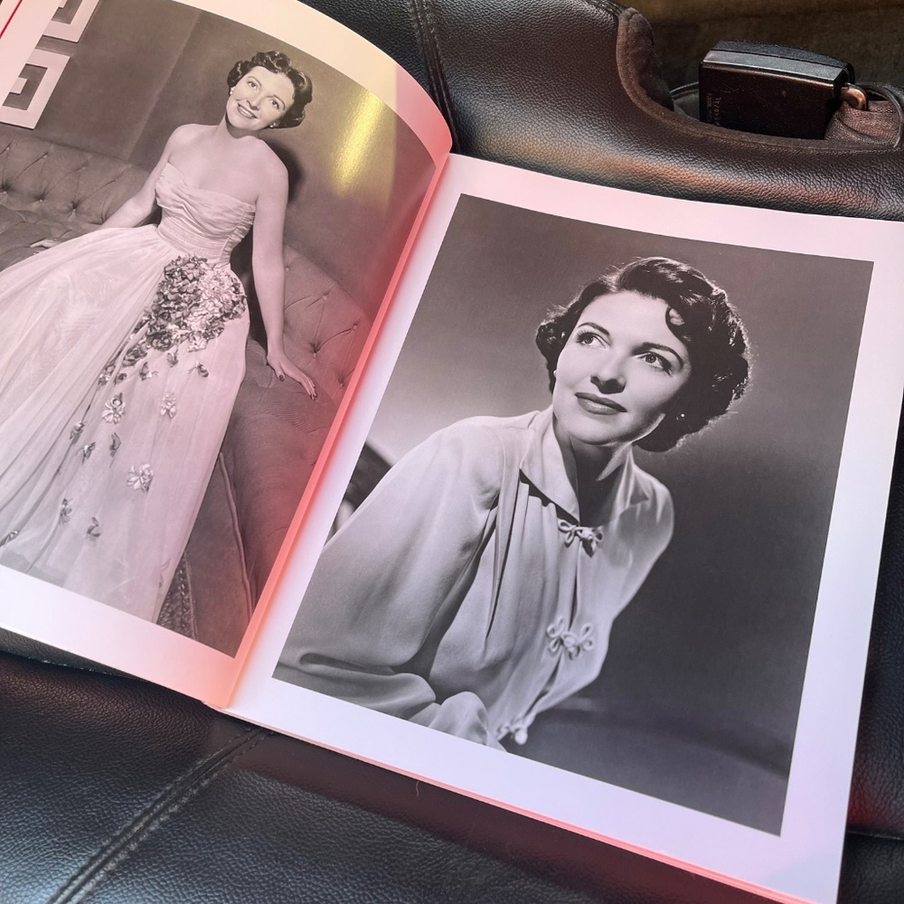 Nancy Reagan: A First Lady's Style Photography Book - Picture 3 of 4